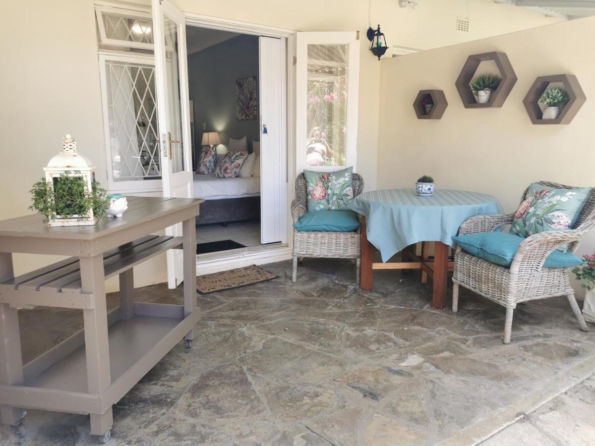 Eight Palms Hotel Port Edward Bagian luar foto