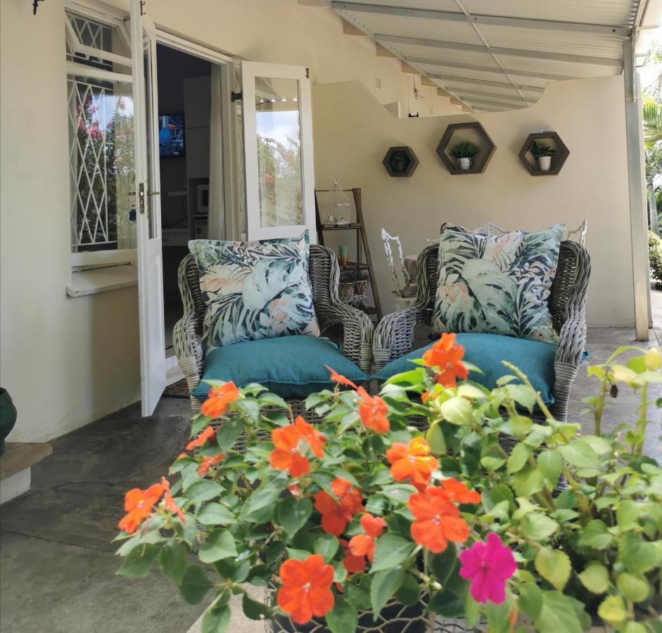Eight Palms Hotel Port Edward Bagian luar foto