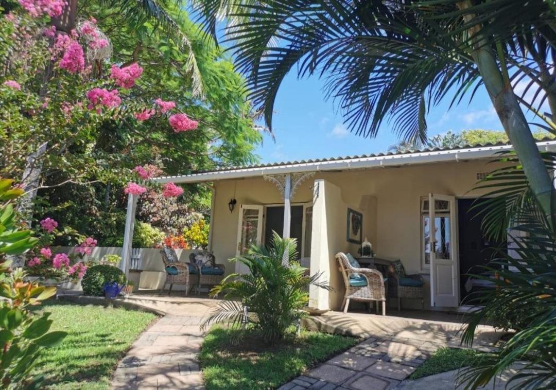 Eight Palms Hotel Port Edward Bagian luar foto